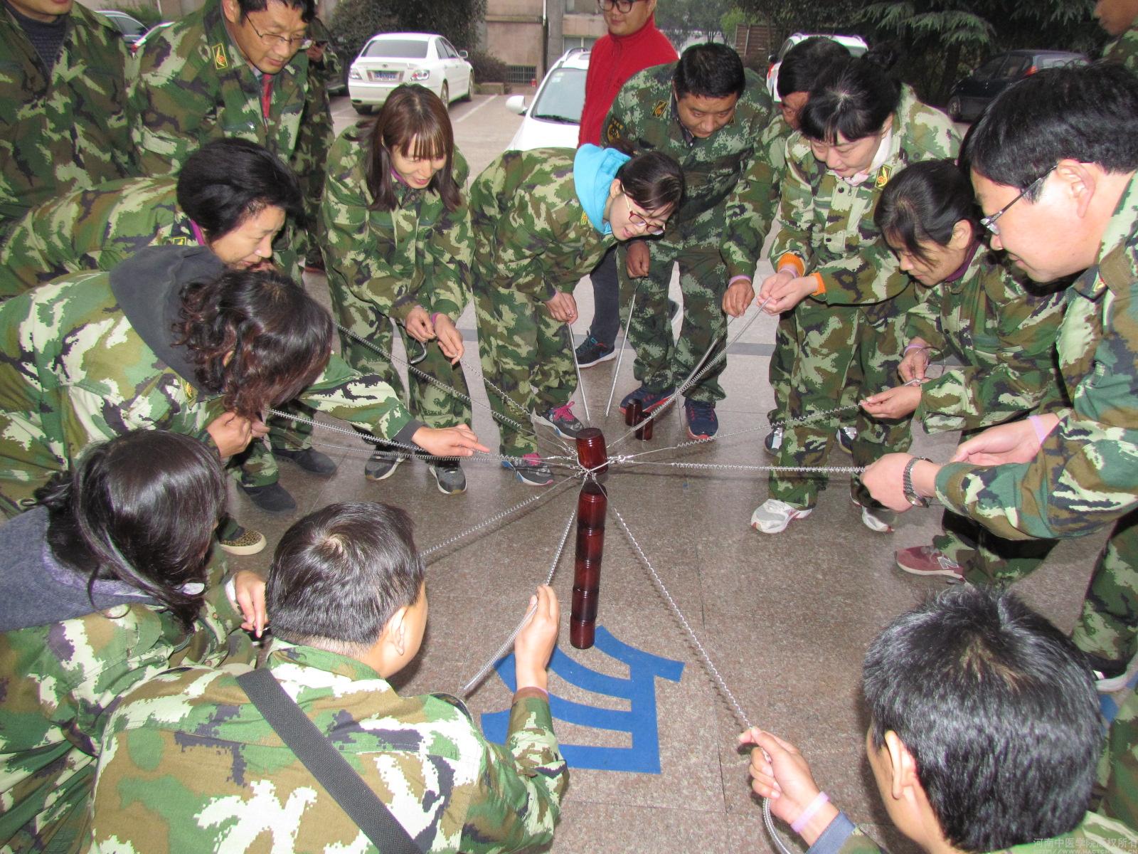 团队活动-通天塔